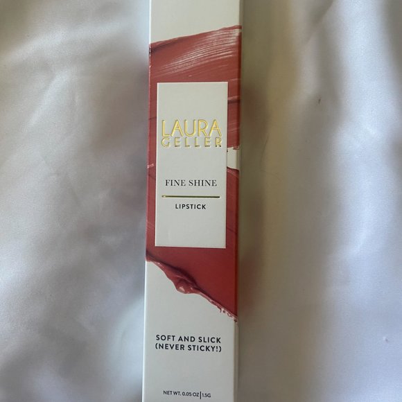 Laura Geller Other - Laura Geller Fine Shine Lipstick ON THE GO Red 0040044